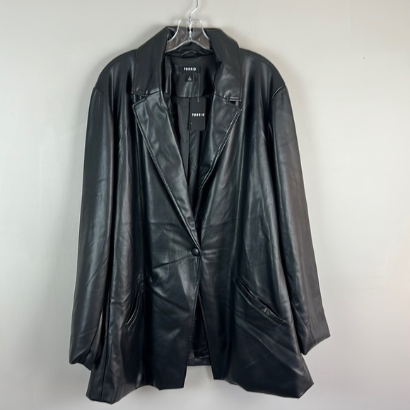 NWT Torrid Faux Leather Blazer Size 4X - Picture 3 of 15